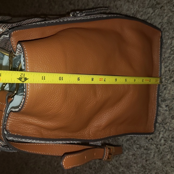 G.I.L.I Snake Printed Leather Bag - Picture 14 of 17